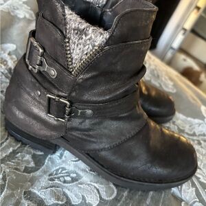 Distressed Zip Ankle Biker Boots 2 pairs for 1
